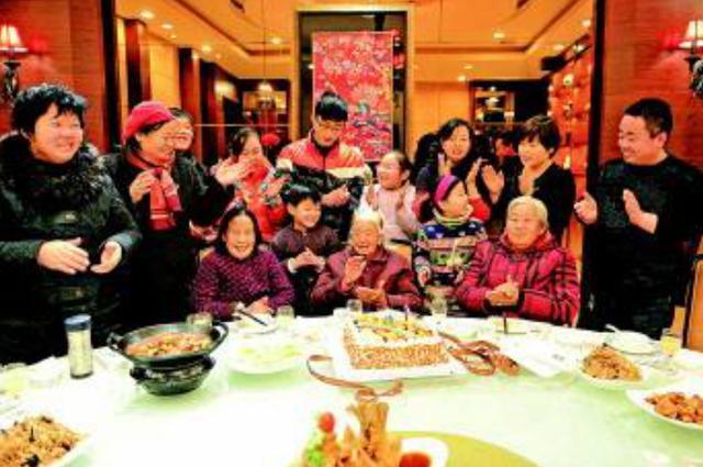 婆婆|选择“阴历还是阳历”给孩子过生日看完这3条,再做决定也无妨