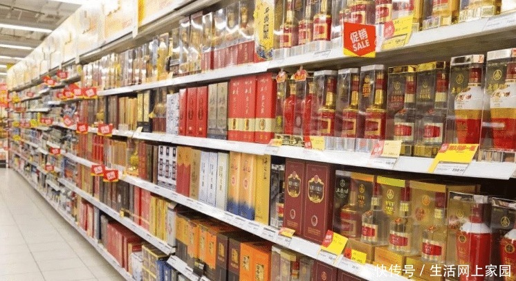 内行|4种简装低价白酒,放在货架上落灰,原来都是纯粮酒,内行才会买