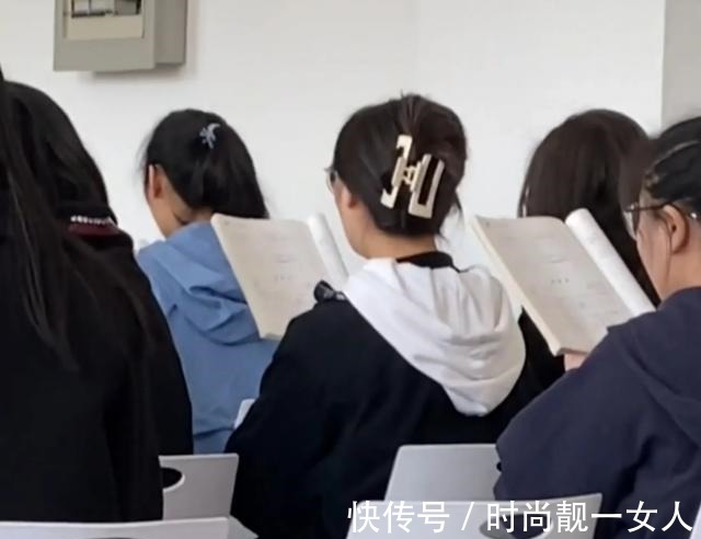 妈妈辈 老师晒出班上女学生发型，流行趋势逗乐网友，越看越像“妈妈辈”！