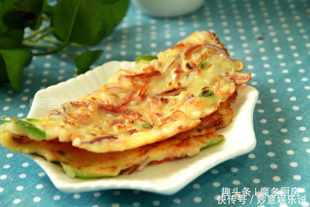 搅拌|剩米饭不要炒,这个做法简单,搅拌之后摊成饼,家人齐说好