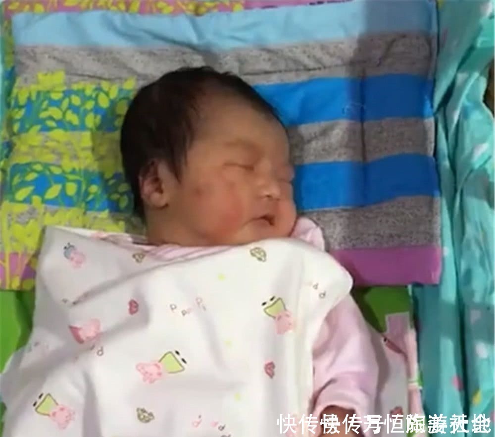 产钳术|产房内妈妈拼命为宝宝挡下产钳,爸爸却果断决定用!医生好老公