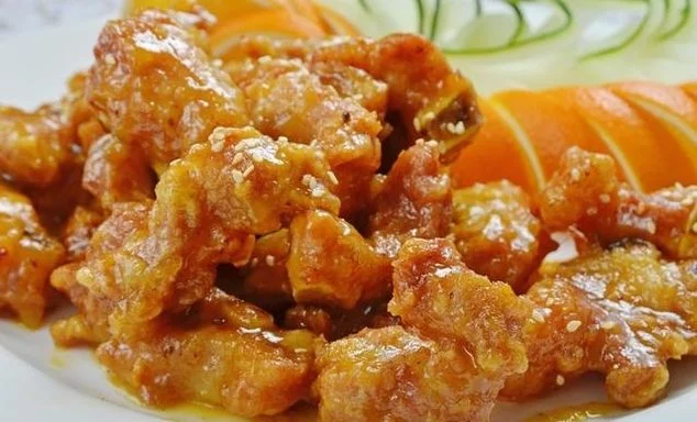 糖醋排骨这样做，肉质鲜嫩，酸甜下饭