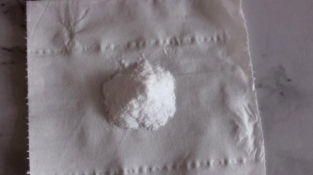 大蒜皮别再扔了,有钱人都留在家里用,用途花钱买不到,厉害了