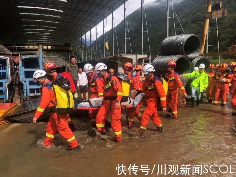 泥石流|雅安市天全县突发泥石流，四川消防紧急救援