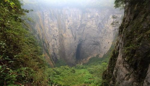 我国|难得一见的天坑美景，面积最大的三个全在我国，最深的接近700米