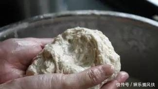 人人|凉皮自己在家就能做,做法简单又干净,学会这个窍门,人人都能做