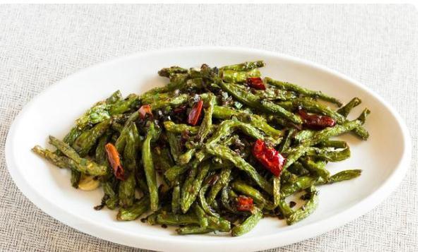 血管堵塞|花生对血管有什么作用？医生：若不想血管堵塞，要避开这2种素食