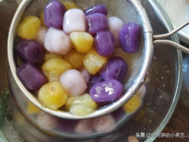 饱饱|网红甜品饱饱碗,这一碗,凉爽又满足,这个大暑就吃它来解暑吧