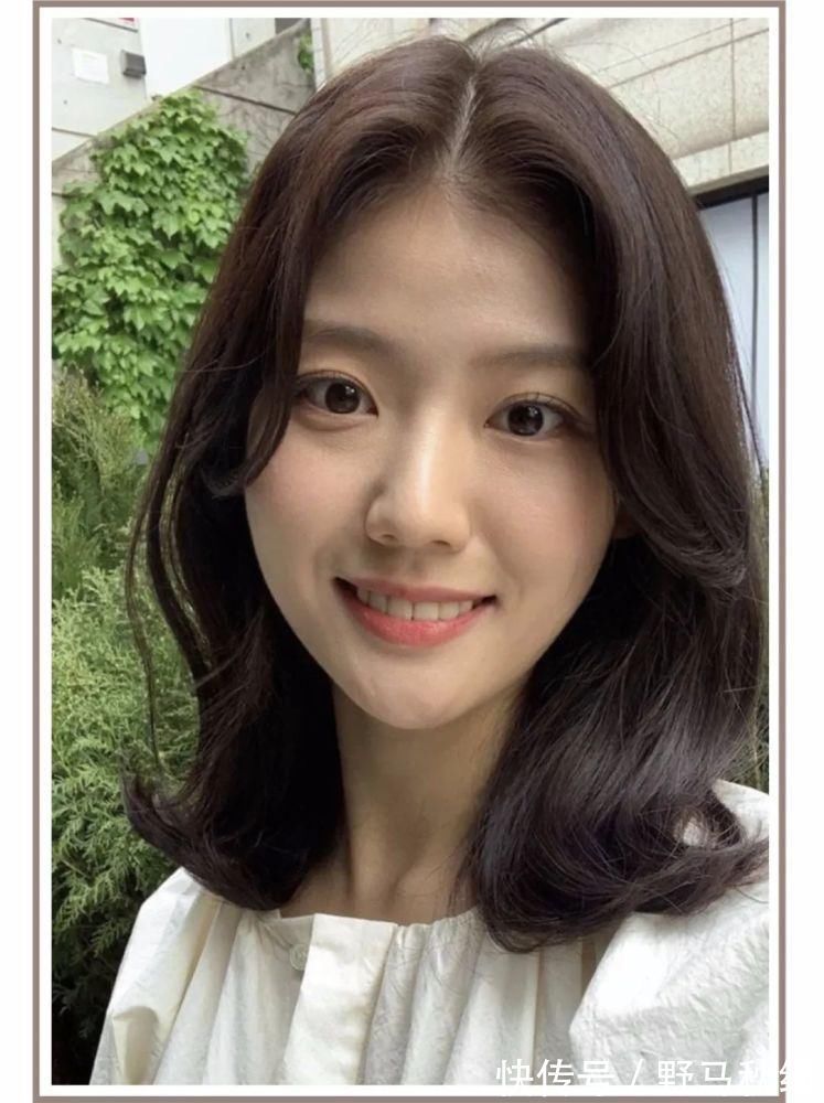 发型 新年别再披头散发了！这几款发型才够美够撩人！！