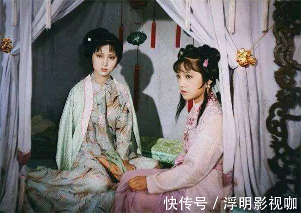 贾宝玉#芙蓉花神问绛珠仙子“林姑娘,你为何不让宝玉梦见你”