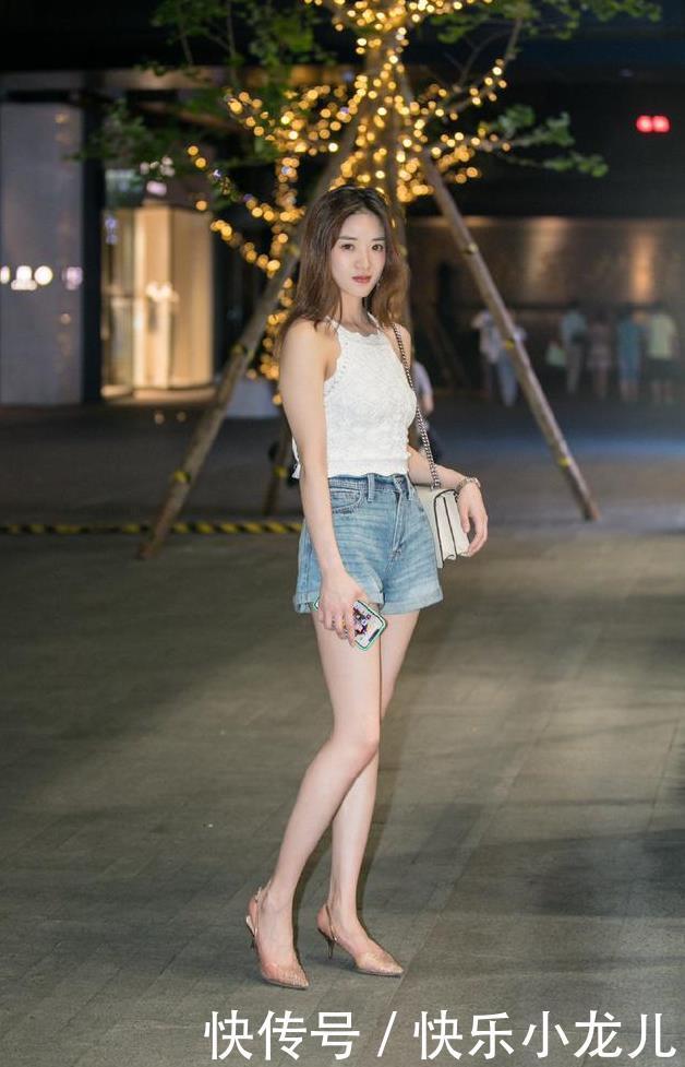 前卫|气质美女太迷人了！爸爸喜欢的类型，想请她吃饭聊天