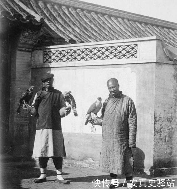 落魄贵族|清朝灭亡后,满清贵族的日子简直不要太惨,王爷当车夫,公主摆地摊