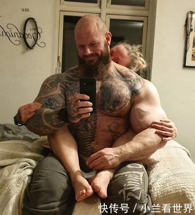强壮|男子疯狂练肌肉，体重达到270斤，只为给妻子安全感