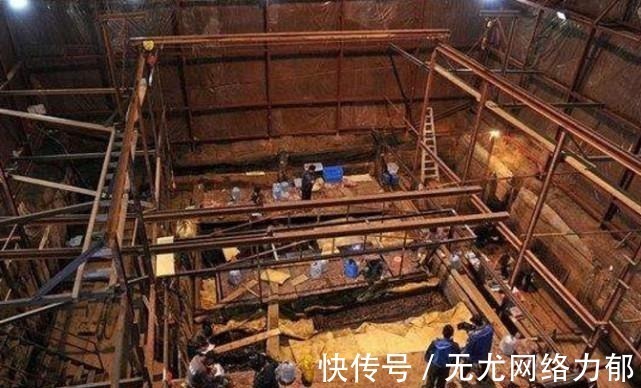 皇帝@此人被后人骂了千年, 专家打开墓葬一看 可能是误会了