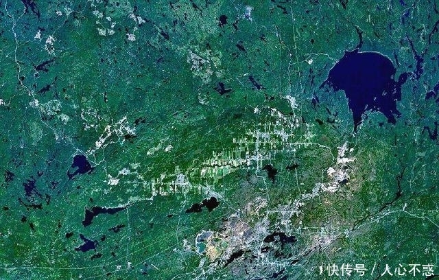 行星 一颗较大的小行星能把地球从轨道上撞出去吗?