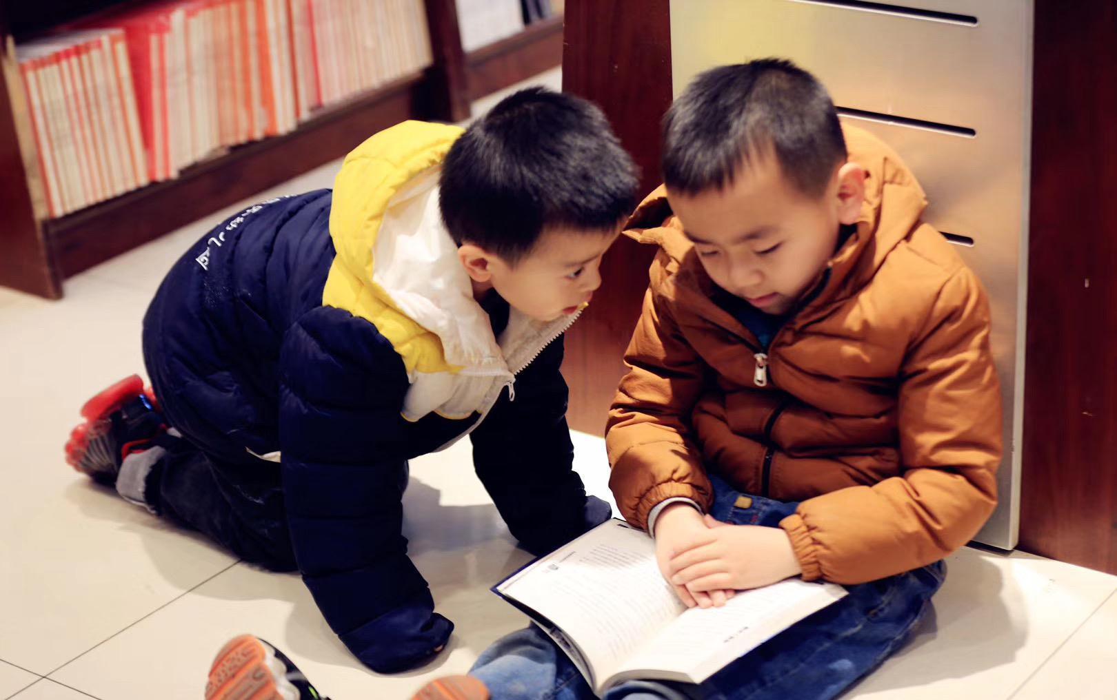 家长|孩子沉迷游戏家长负全责!这4种家庭,孩子想网络成瘾都难