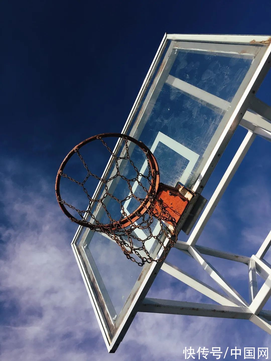 这一生&夜读 | 人这一辈子，最不能透支的是什么？