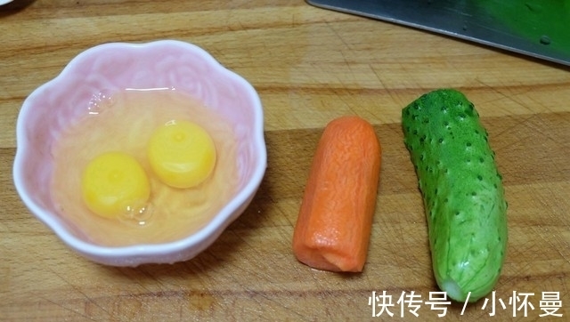 炒饭|蛋炒饭简单易做人人爱,先炒蛋再放饭,色彩丰富颗粒分明,好吃!