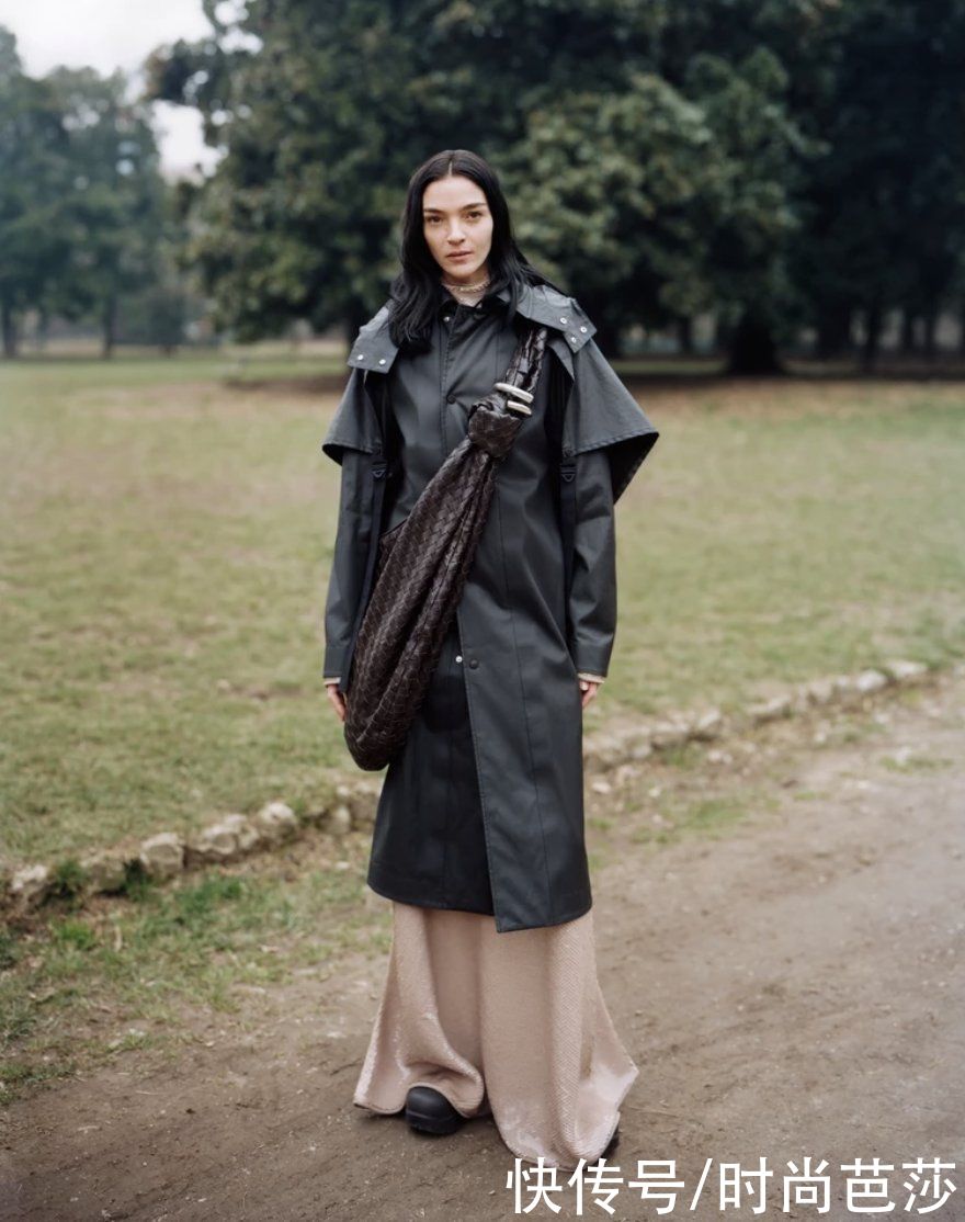 BV“退出”互联网江湖，江湖却还有BV的草单？