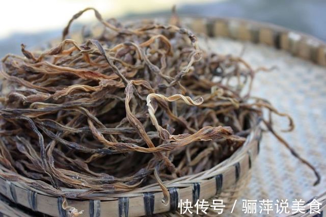 入秋后趁着太阳大，6种豆多晒点，晒好冬天没菜时拿出来炖肉特香