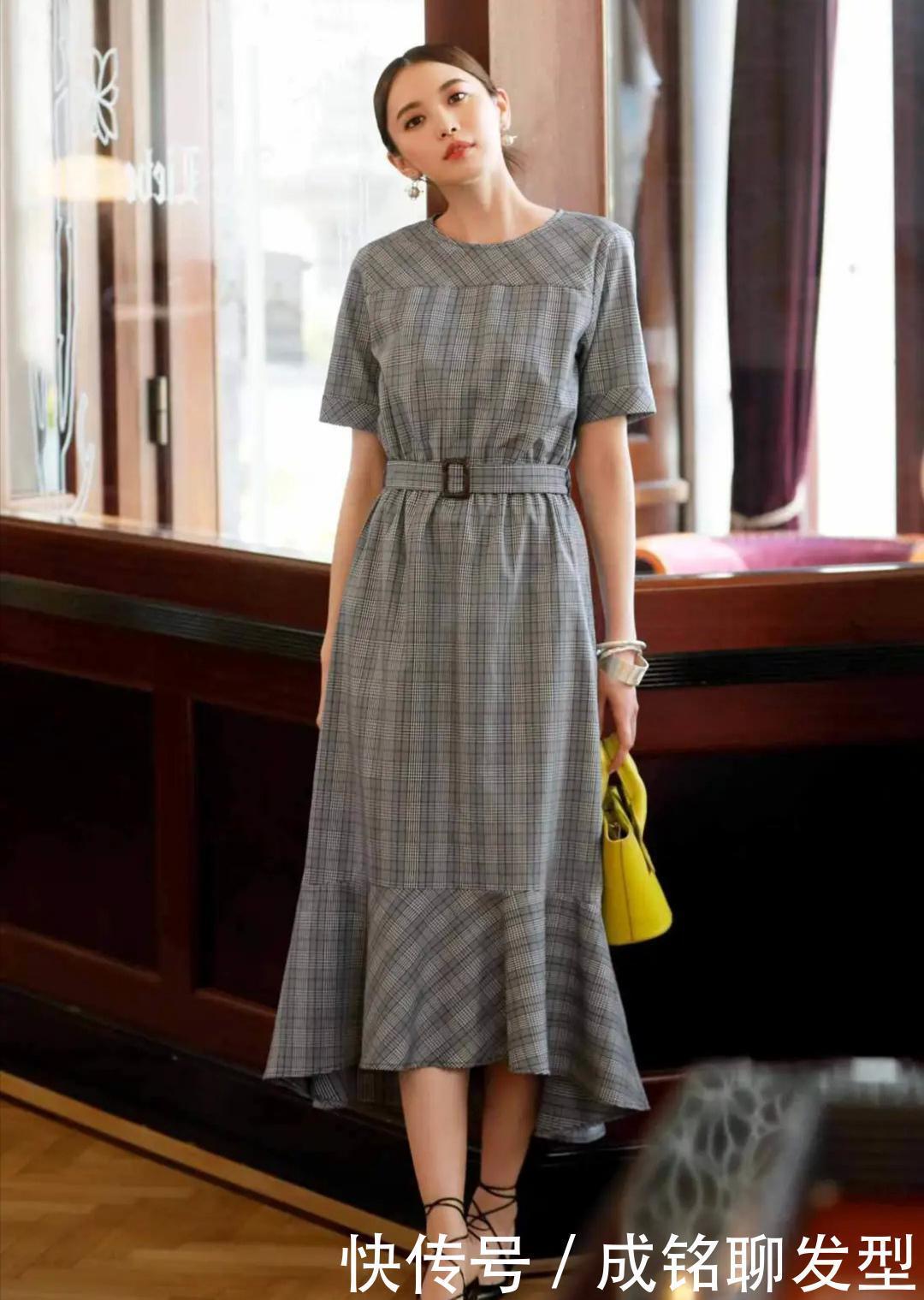 格纹|夏日精美的“职场穿搭”,精致大方又显气质,时尚减龄又显身材