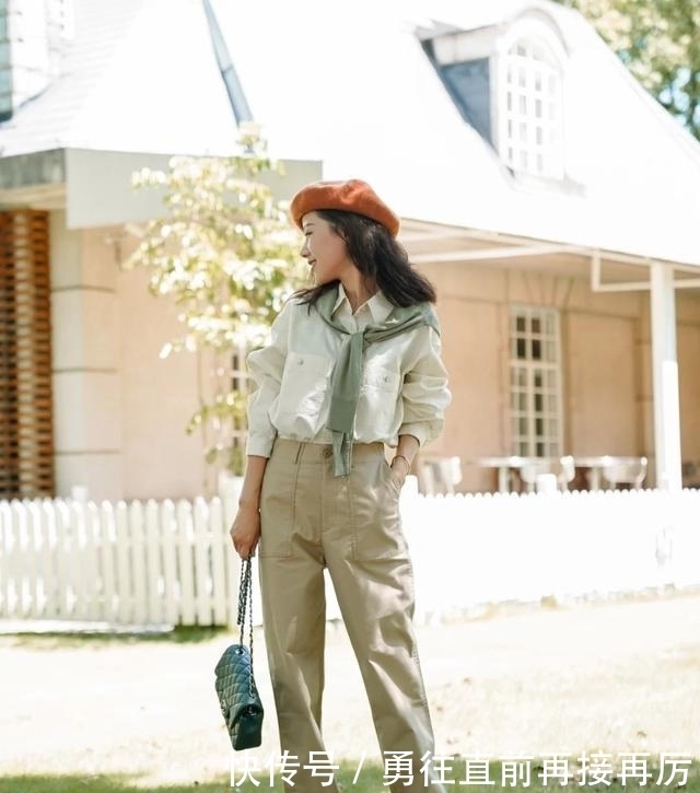  女性|时尚博主的4套早秋穿搭，优雅质感还随性，小个子穿出大气场