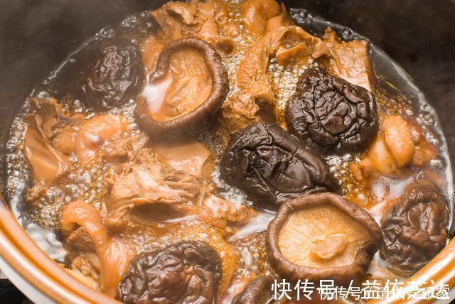 鸡肉焯水是大忌,不管鲜鸡还是冻肉,大厨教你这样做,鲜嫩有营养