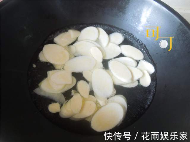 步骤|炒鱿鱼怎么处理才能又脆又嫩配合这两种蔬菜口感温和,营养均衡