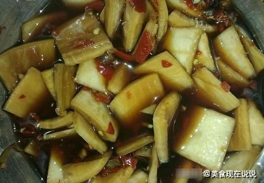 腌萝卜皮时，先腌还是先晒？很多人都做错了，难怪吃起来不脆