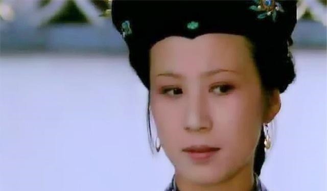 贾宝玉!红楼梦贾府抄家后人人凄惨,为何李纨母子幸免于难