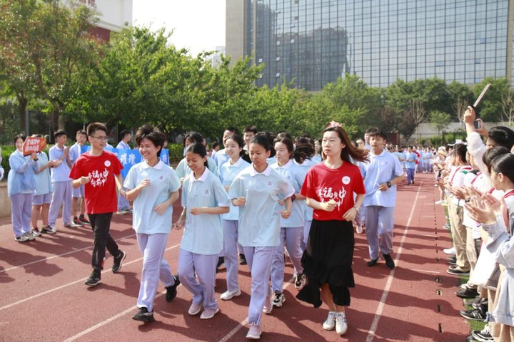 山大附中奥体中路学校|送祝福，祝成功！山大附中奥体中路学校初三学子的最后一次跑操