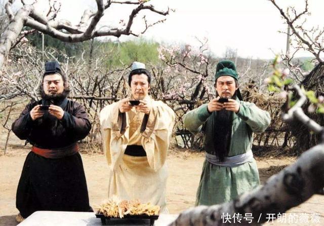 张飞守城失利,遗弃大哥家眷,刘备知道后说了句话现成黑帮名言