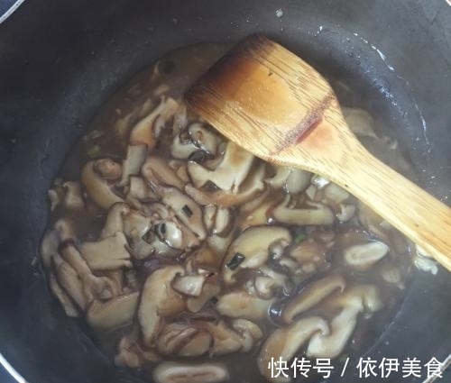 香菇|秋天别忘了吃香菇,这一种做法,一般人不告诉你,口感细腻丝滑