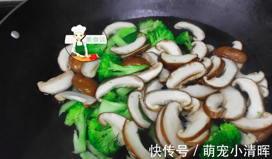 脆嫩|西兰花和此是绝配,隔三差五给孩子做,鲜香脆嫩,孩子爱吃身体棒