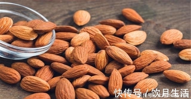 亚麻酸|这些坚果再贵也要吃,坚持一个月好处多多,为了健康吃了也不亏