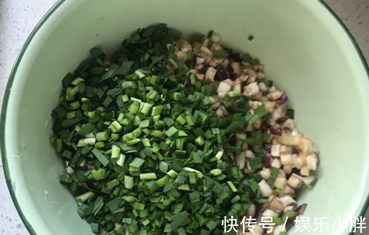 鲜美|立秋后，此菜抓紧吃，才几毛钱1斤，做成包子，格外鲜美