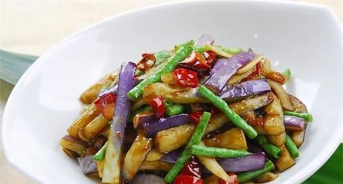 排毒|想長壽要會吃，堅持常吃3種食物，排毒殺菌，刮油清脂，營養瘦身