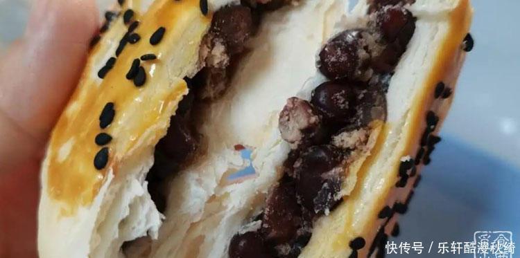 你还不会做酥饼吗教你最简单的做法,美味可口,酥到掉渣