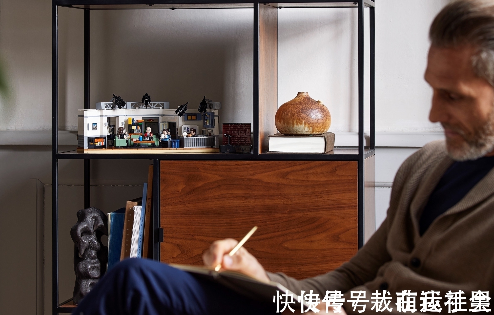 ide乐高发布Ideas系列新品21328 宋飞正传,30年前经典剧集乐高化