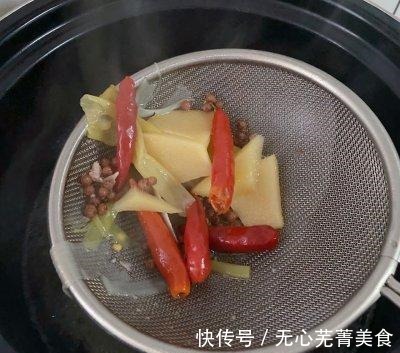 面条|排骨豆角焖面这么做最好吃,一般人我不告诉他!