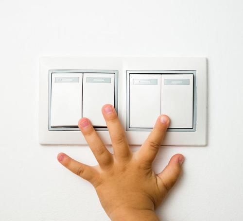 遍又一遍|6-12个月的宝宝,家长跟宝宝这样玩,孩子大脑越玩越聪明