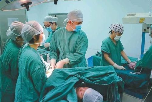 卵巢囊肿|剖腹产的时候,你会要求医生“顺手”刮掉脂肪吗大部分都想过