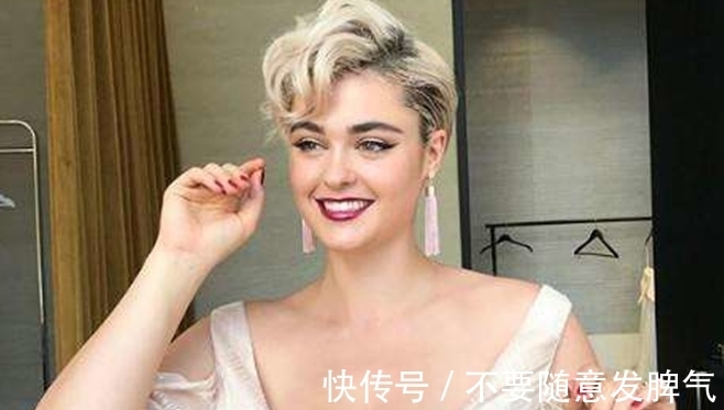 斯特凡尼娅·费拉里奥|澳洲大码模特，长相神似玛丽莲梦露，体重高达165斤却还拥有腹肌
