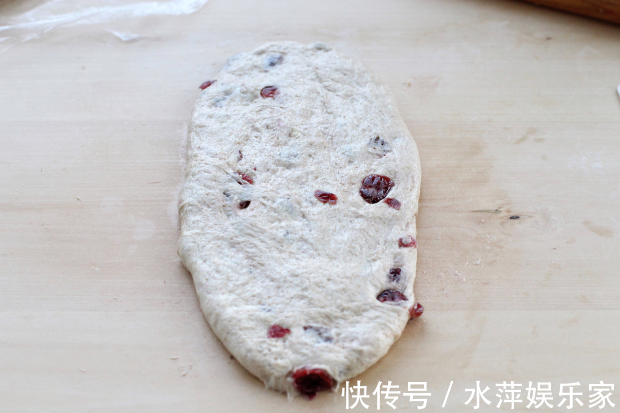 全麦粉|终于找到面包最省力的做法了,不用揉面、不加黄油,照样松软无比