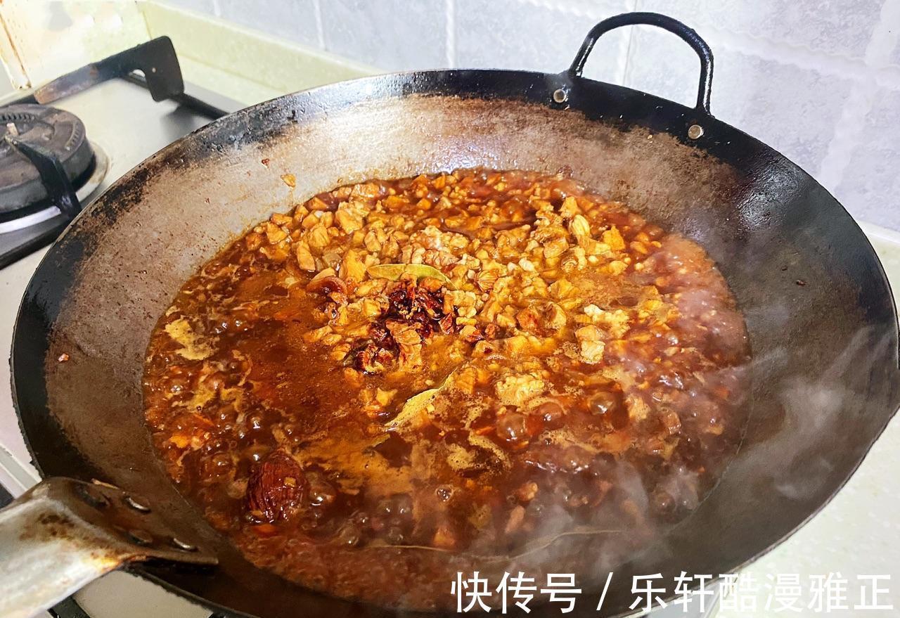 包子|好吃不过酱肉包，学会了这个做法不用去外面买了，又白又胖的