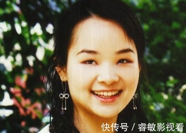 艺术学院|她5岁双目失明,却在《星光大道》一唱成名,如今生活怎么样了?