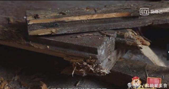 曹女士|一家三口挤20㎡,夜里动静太大,床边纸巾堆成山,鼻涕滴一床