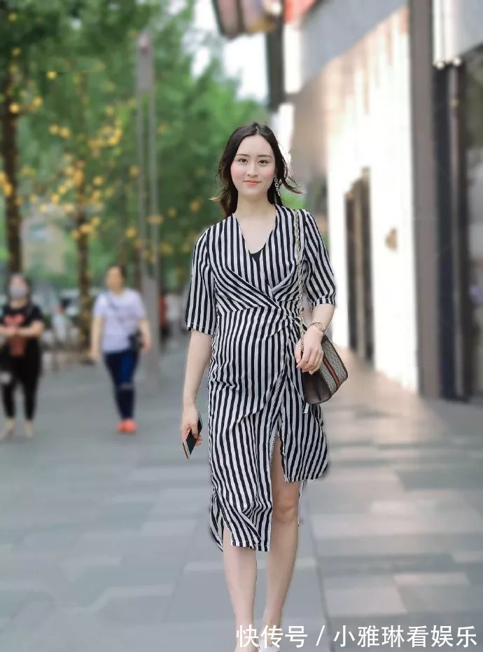 时尚搭配 她的穿搭:高跟鞋时尚搭配,成熟中带着无限的魅力