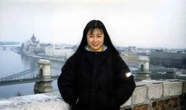 《曲苑杂坛》王牌主持人汪文华,节目停播9年后她去哪了