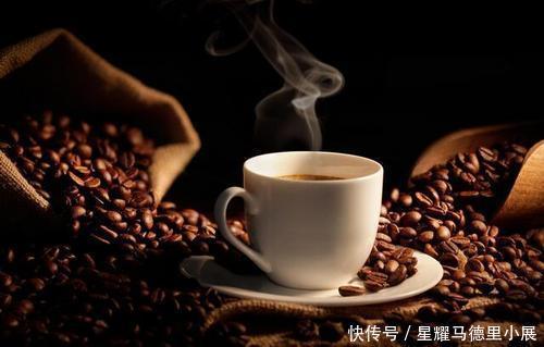 湖南|婆媳二人双双高血脂,医生:平时这2种水喝太多,比酒精还伤血管